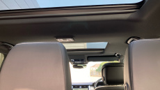 Land Rover Discovery 3.0 D300 Dynamic SE 5dr Auto Diesel Station Wagon